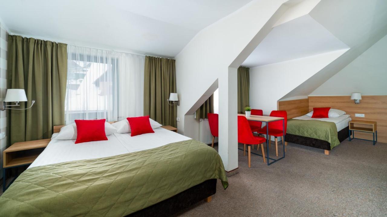 Lesny Dwor Piekarnia Mio Padre Restauracja Mamma Mia Bed & Breakfast *