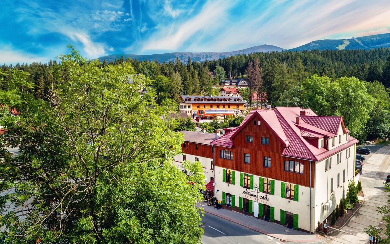 Lesny Dwor Karpacz Piekarnia Mio Padre Restauracja Mamma Mia Bed & Breakfast Karpacz